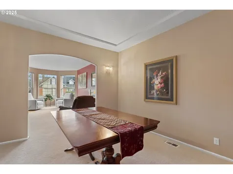 4256 Altura Street Eugene OR 97404