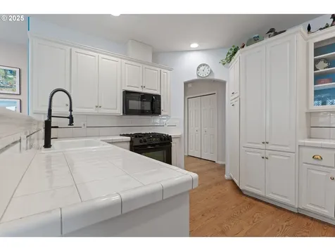 4256 Altura Street Eugene OR 97404