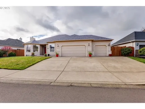 4256 Altura Street Eugene OR 97404