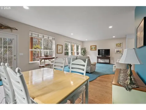4256 Altura Street Eugene OR 97404