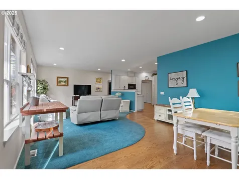 4256 Altura Street Eugene OR 97404