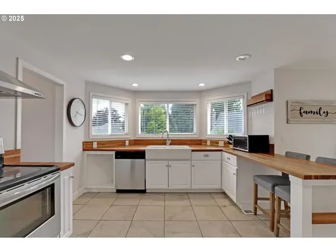 16470 SW Cynthia Street Beaverton OR 97007