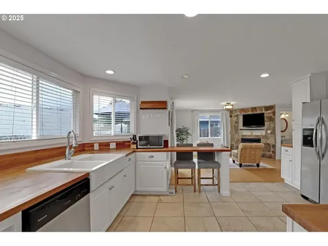 16470 SW Cynthia Street Beaverton OR 97007