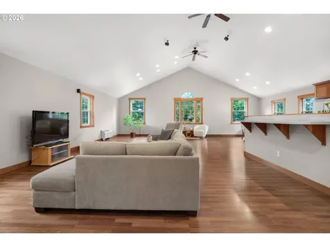1471 SW Pine Drive Warrenton OR 97146