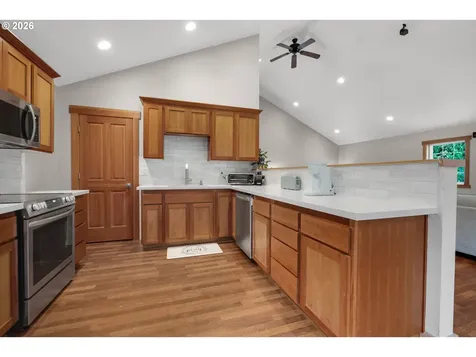 1471 SW Pine Drive Warrenton OR 97146