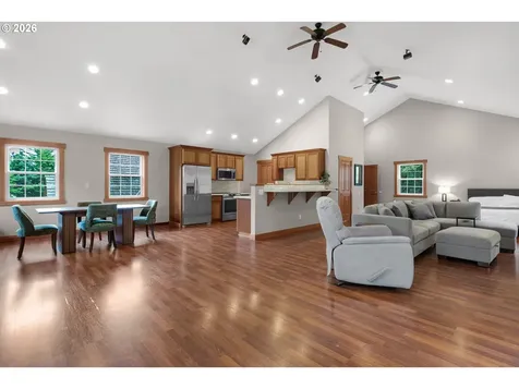 1471 SW Pine Drive Warrenton OR 97146