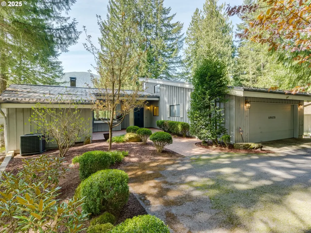 69070 E Fairway Avenue Welches OR 97067