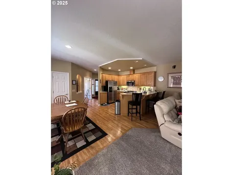 764 Impala Avenue Eugene OR 97404