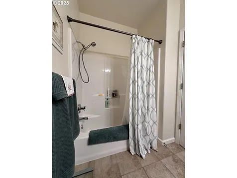 764 Impala Avenue Eugene OR 97404