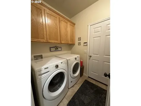 764 Impala Avenue Eugene OR 97404