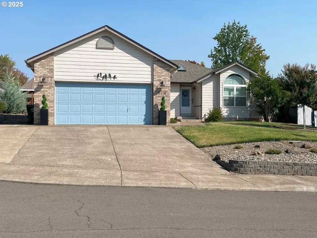 5114 Cherie Court SE Salem OR 97306
