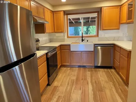5114 Cherie Court SE Salem OR 97306