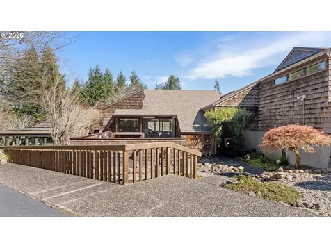 1320 Ingersoll Street Coos Bay OR 97420