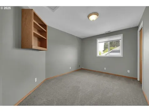 1779 Kings North Street Eugene OR 97401