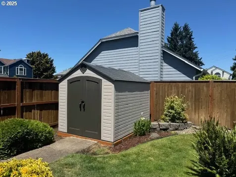 1779 Kings North Street Eugene OR 97401