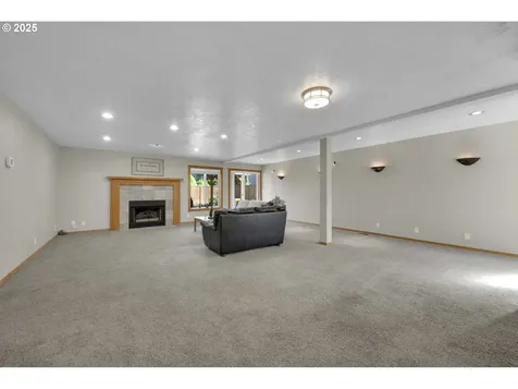 1779 Kings North Street Eugene OR 97401