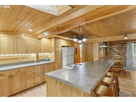191 Northwoods Cabin Cougar WA 98616
