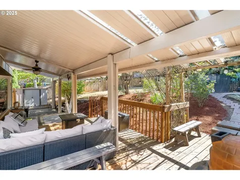 16758 SW Juliann Lane Beaverton OR 97007