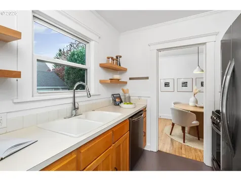 5134 NE 26th Avenue Portland OR 97211