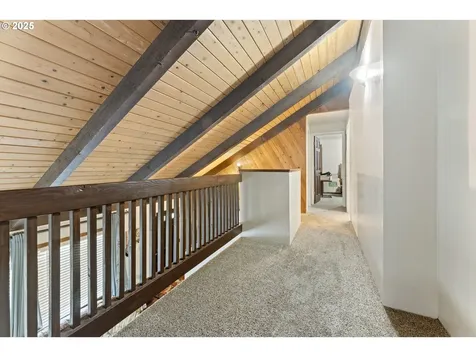 1945 Oak Street North Bend OR 97459
