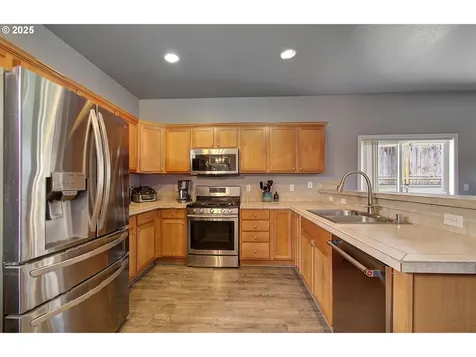 3809 SE 189th Avenue Vancouver WA 98683