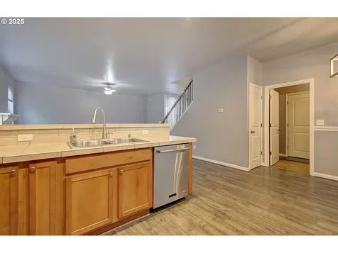 3809 SE 189th Avenue Vancouver WA 98683
