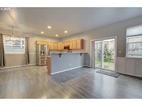 3809 SE 189th Avenue Vancouver WA 98683