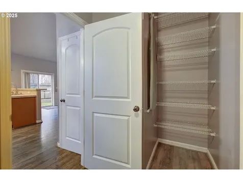 3809 SE 189th Avenue Vancouver WA 98683