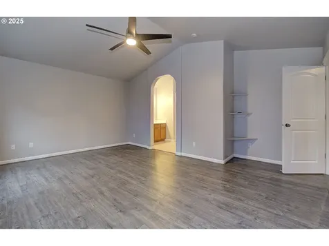 3809 SE 189th Avenue Vancouver WA 98683