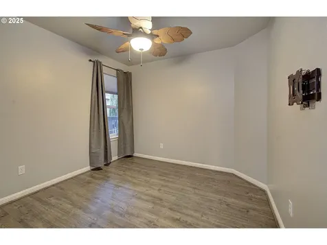 3809 SE 189th Avenue Vancouver WA 98683