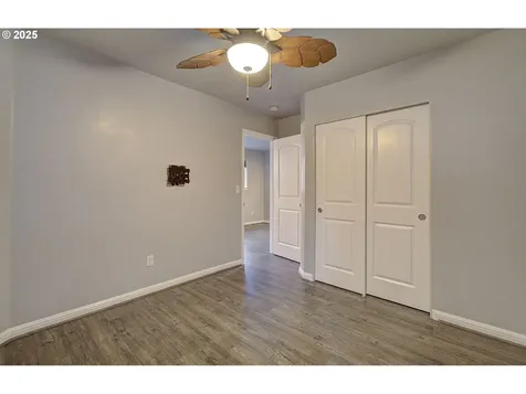 3809 SE 189th Avenue Vancouver WA 98683