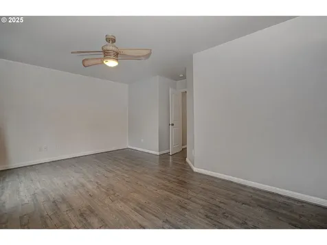 3809 SE 189th Avenue Vancouver WA 98683