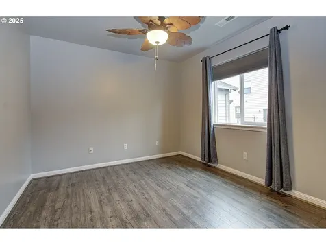 3809 SE 189th Avenue Vancouver WA 98683