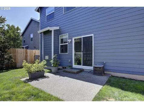 3809 SE 189th Avenue Vancouver WA 98683