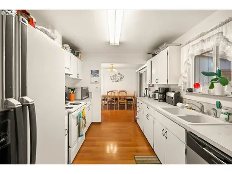904 S Magnolia Street Cornelius OR 97113