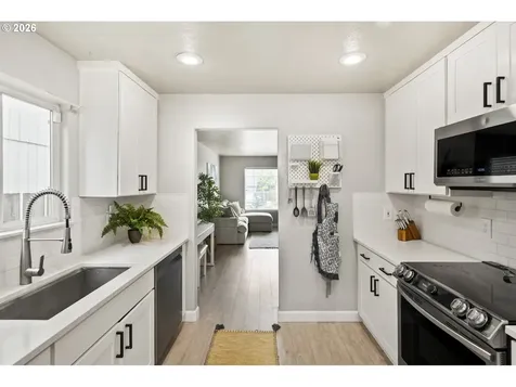 15006 SE Sieben Creek Drive Clackamas OR 97015