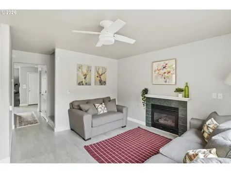 15006 SE Sieben Creek Drive Clackamas OR 97015