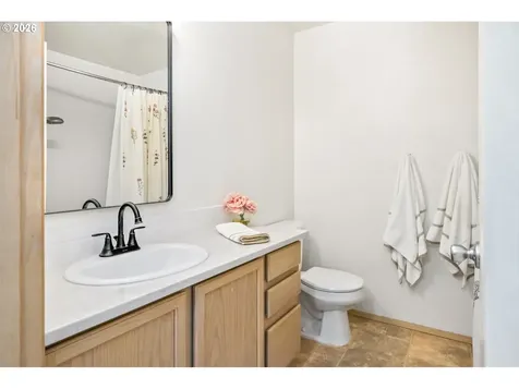 15006 SE Sieben Creek Drive Clackamas OR 97015