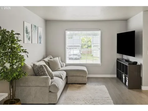 15006 SE Sieben Creek Drive Clackamas OR 97015