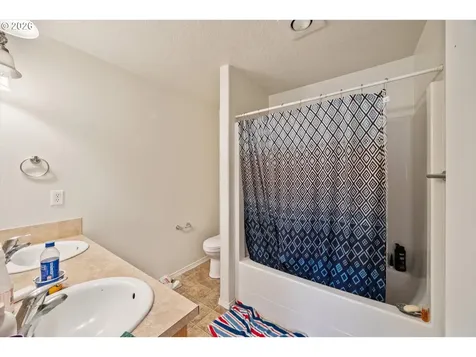 7411 NE 59th Street Vancouver WA 98662