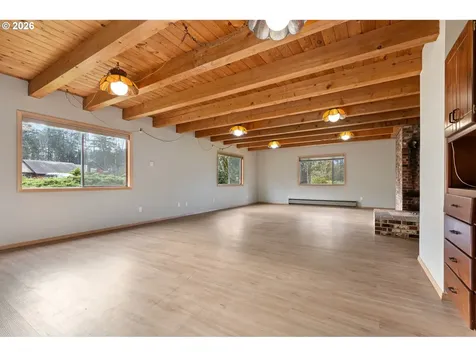 4873 Jackson Highway Toledo WA 98591