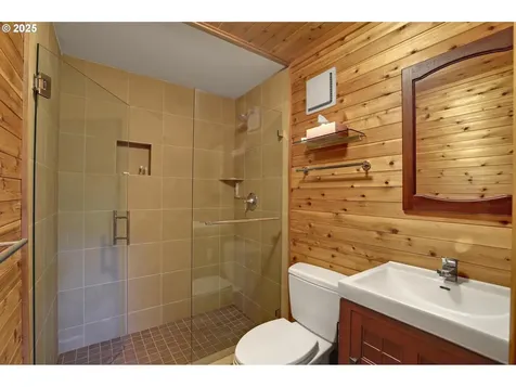 1125 SW Westwood Court Portland OR 97239