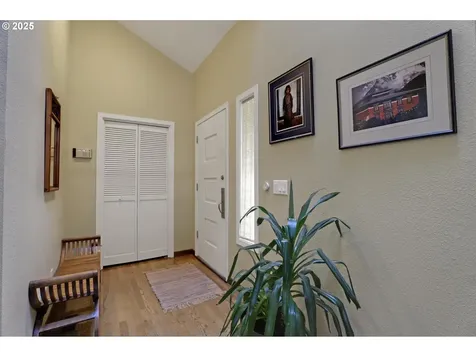1125 SW Westwood Court Portland OR 97239