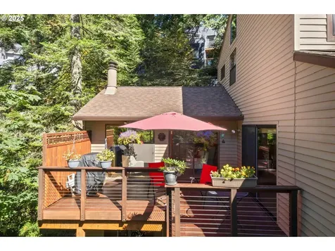 1125 SW Westwood Court Portland OR 97239