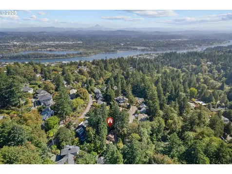 1125 SW Westwood Court Portland OR 97239