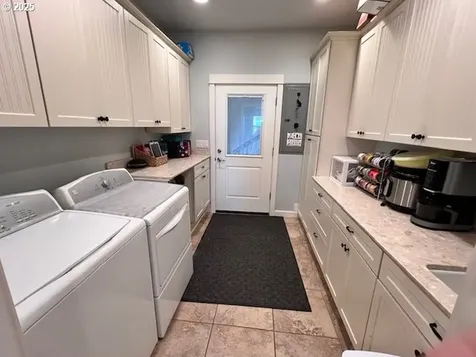 83178 S Pioneer Road Florence OR 97439