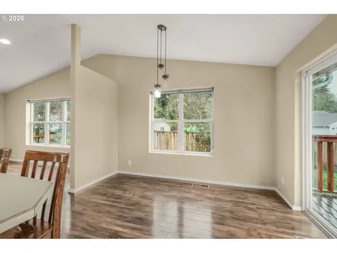 1780 Grape Court Sweet Home OR 97386