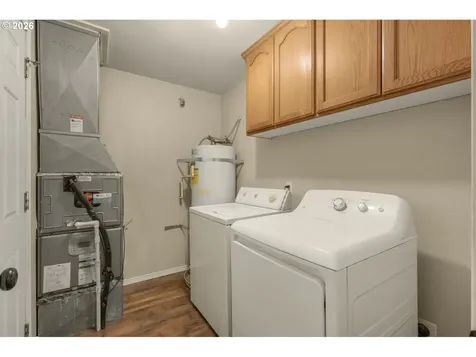 1780 Grape Court Sweet Home OR 97386