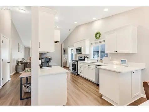 1225 Crystal Lane Lafayette OR 97127