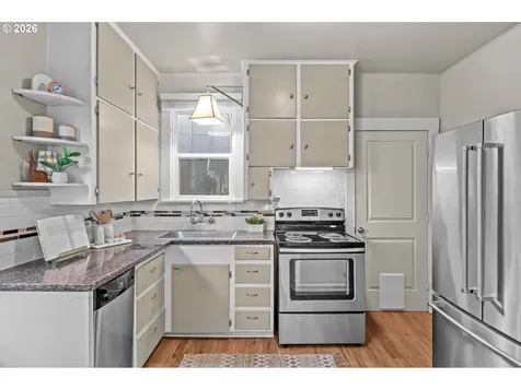 326 Pearl Street Oregon City OR 97045
